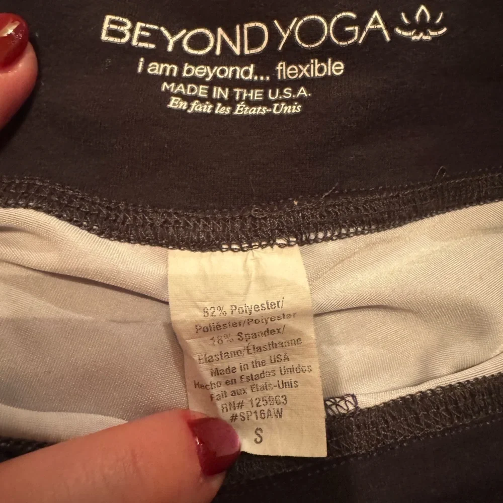 Beyond Yoga Black and White Leggings